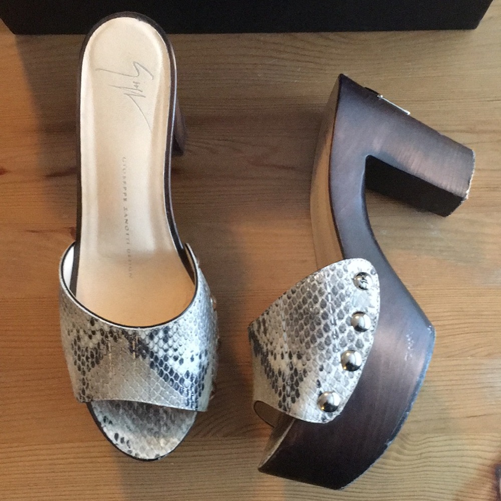 Giueseppe Zanotti  wooden platform slides